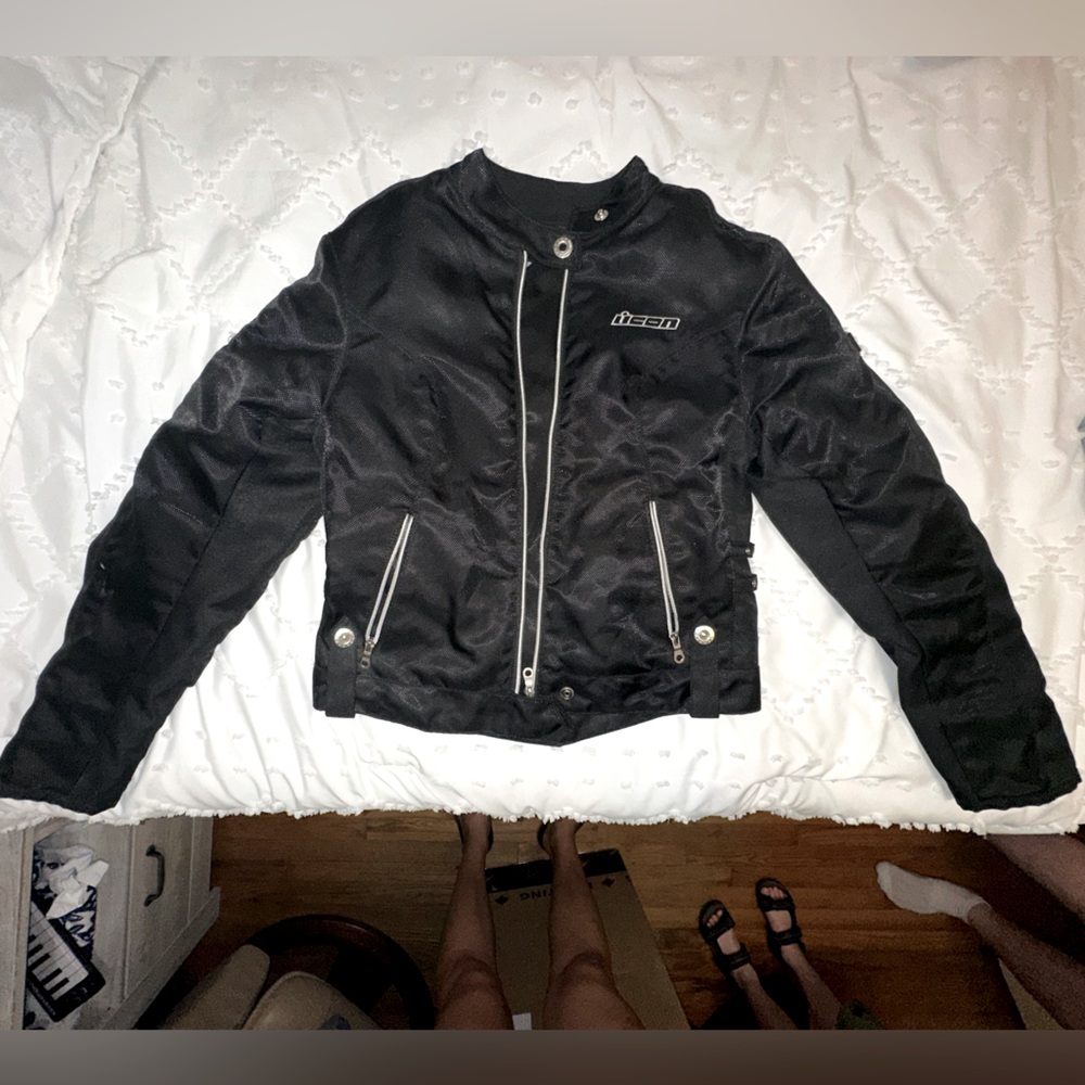 ICON Hella Women’s Motorcycle jacket Padded Black Removable Liner